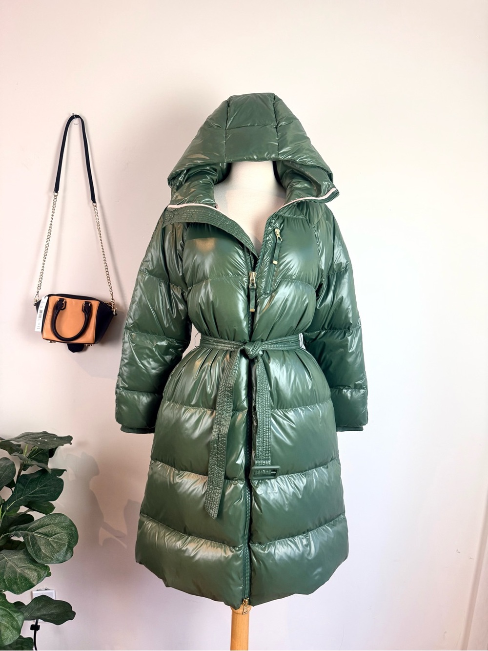 GAP Glossy Olive Green Quilted Hooded Puffer Coat with Belt